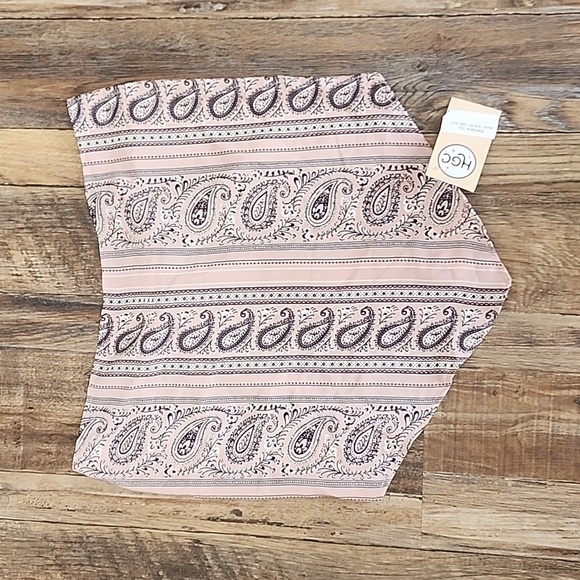 saints & hearts Tops - NWT Saints & Hearts Bandana Tube Top One Size
